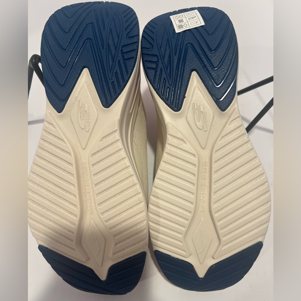 Skechers Women's Beige & Coral Skech-Air Walking Sneakers ‘Machine Washable’ NWT - Picture 9 of 16